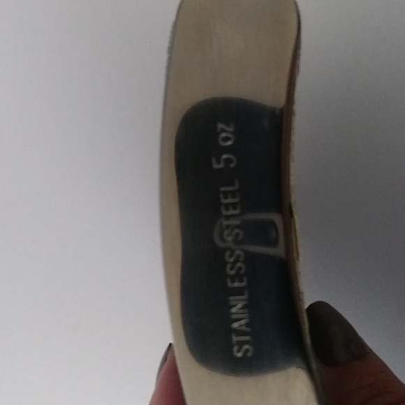 Bellagio Las Vegas Glam Flask - Picture 5 of 7